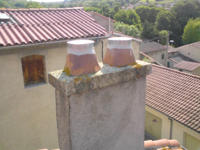 La plaque d'étanchéité cheminée : tout savoir sur cet élément important 