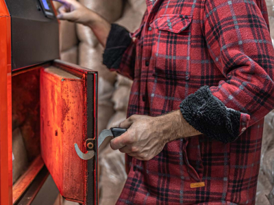 Comment ramoner un poêle à granulés?