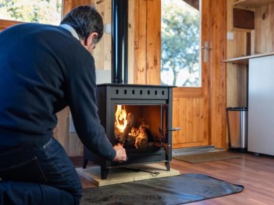 Pourquoi choisir un conduit inox pour votre poêle à bois ?