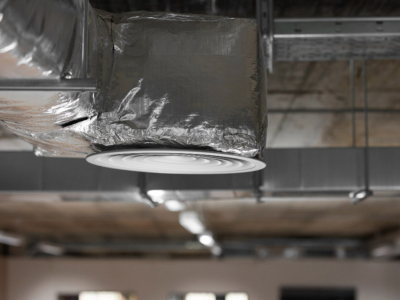 Cache-conduit : esthétique et protection pour vos installations