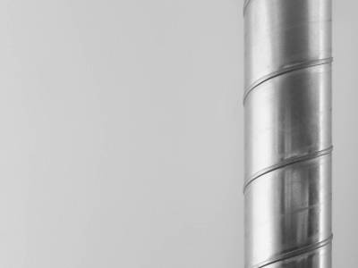 Double paroi, isolé, simple : comment choisir le bon conduit de cheminée inox ?